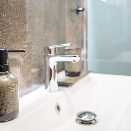 Red Dream アパート *