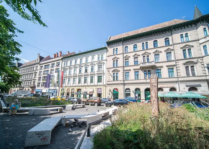 Red Dream * Budapesta